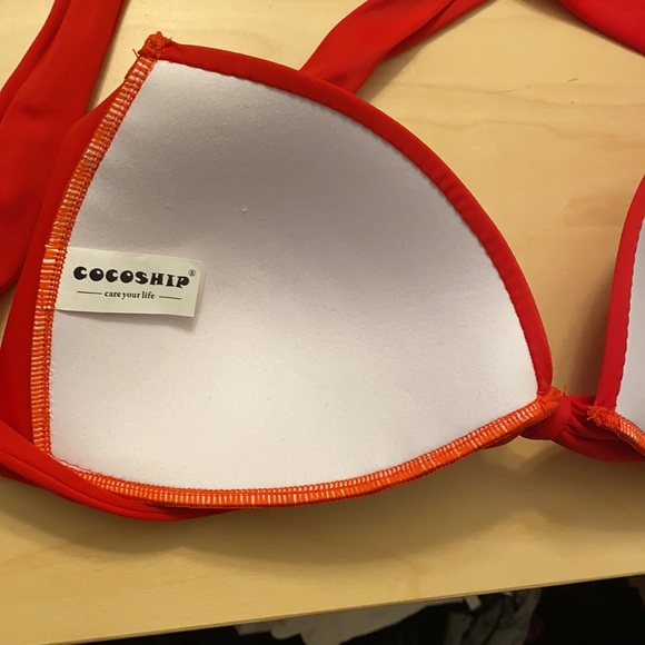 Coco ship Red Bikini top - Picture 3 of 3